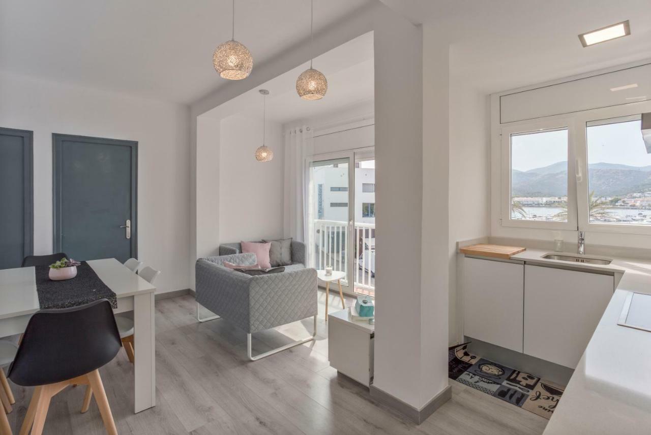 Ferienwohnung Port De Llanca , La Miranda Exterior foto
