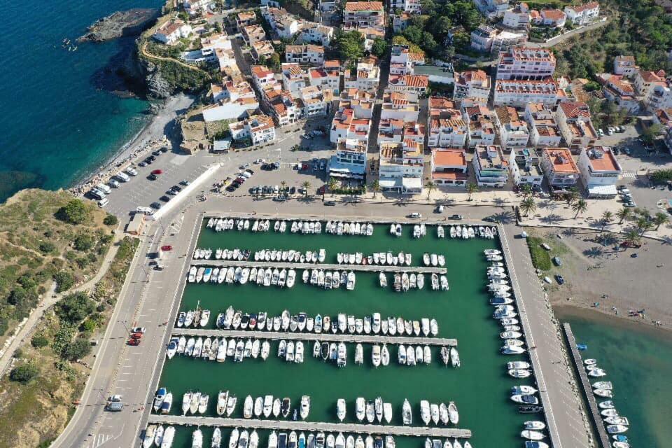 Ferienwohnung Port De Llanca , La Miranda Exterior foto
