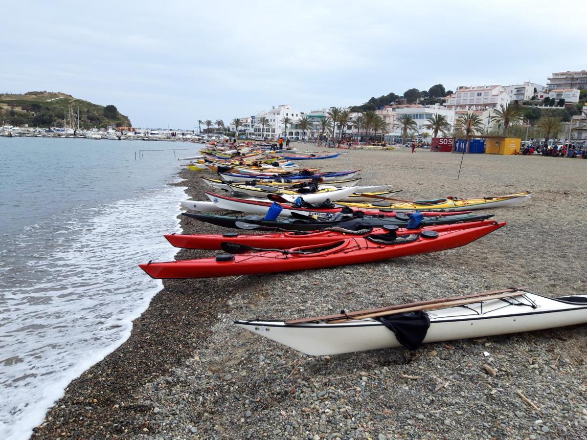 Ferienwohnung Port De Llanca , La Miranda Exterior foto